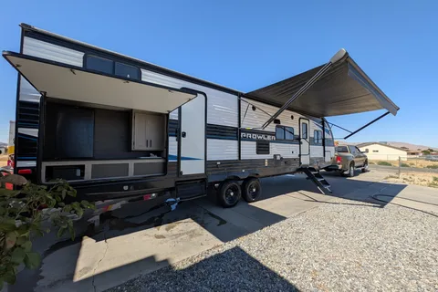 Heartland Prowler 320bh Travel Trailer