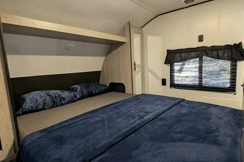Heartland Prowler 320bh Travel Trailer