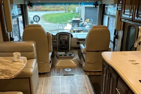 Jim's Thor Motor Coach Mirimar Class A