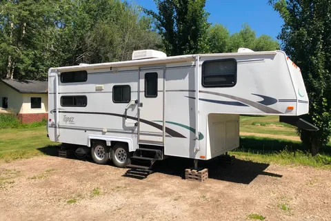 Bret's Triple E Topaz Fifth Wheel