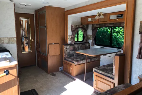Bret's Triple E Topaz Fifth Wheel