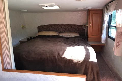 Bret's Triple E Topaz Fifth Wheel