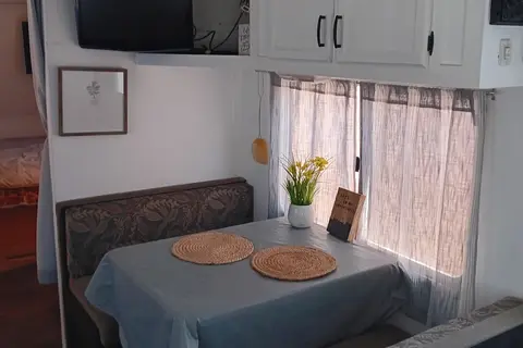 Sha-she-sha the Cozy Camper