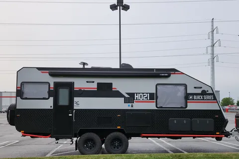 Black Series HQ21 2023 | Roulotte à Louer/Trailer for Rent | Rabais Longs Séjours/Long Stay Rebate