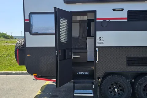 Black Series HQ21 2023 | Roulotte à Louer/Trailer for Rent | Rabais Longs Séjours/Long Stay Rebate