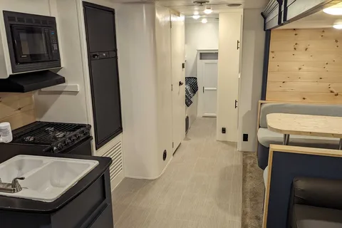 James's Dutchmen Kodiak Travel Trailer