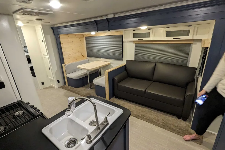 James's Dutchmen Kodiak Travel Trailer