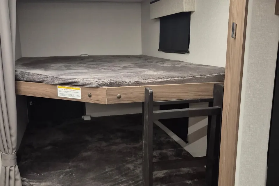 Luxury Family Rv Wayfinder Go Explore X252 Travel Trailer