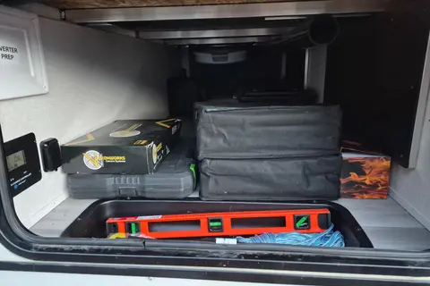 Luxury Family Rv Wayfinder Go Explore X252 Travel Trailer