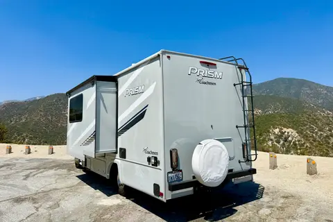 Mercedes Coachmen Prism Select 24CB