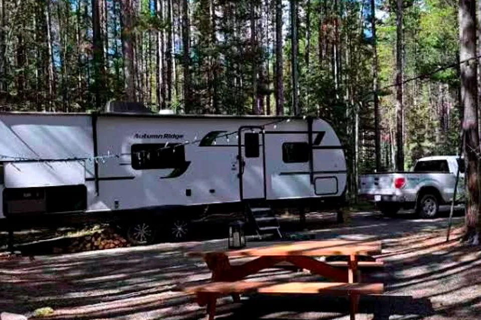 Starcraft Autumn ridge 27bhp