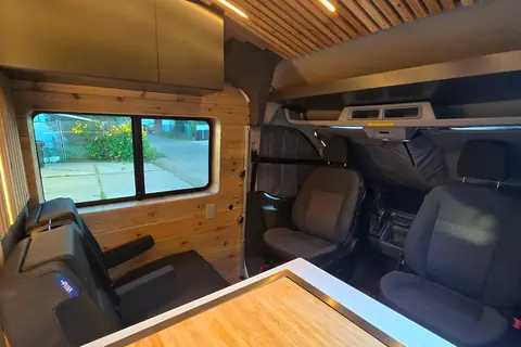 Nomad Retreat | 4-Season Premium Ford Transit AWD