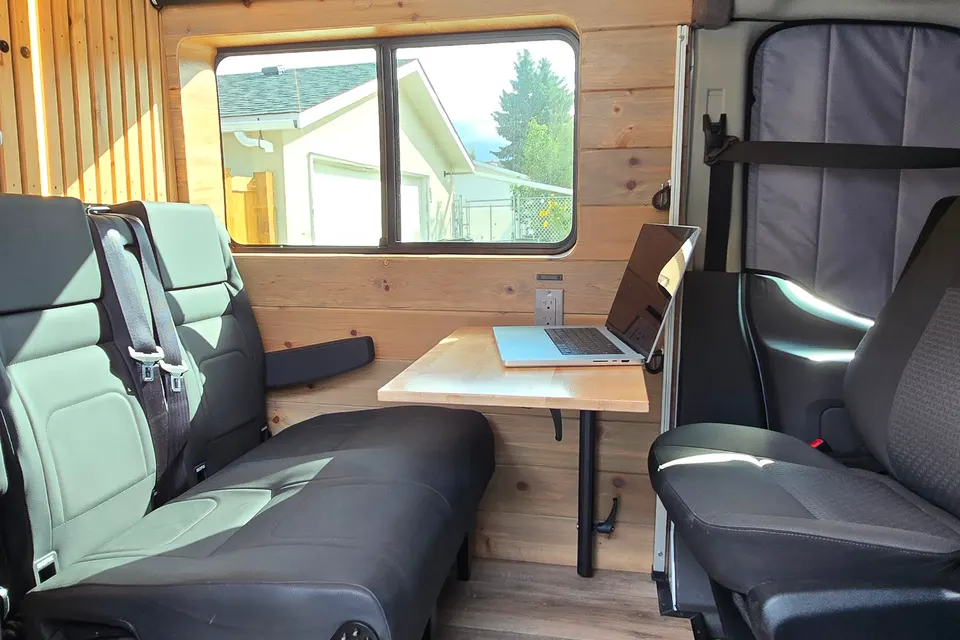 Nomad Retreat | 4-Season Premium Ford Transit AWD