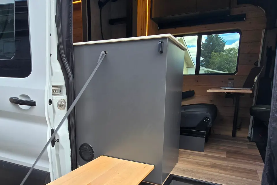 Nomad Retreat | 4-Season Premium Ford Transit AWD