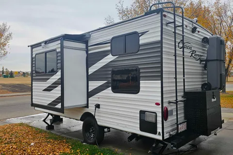 DK Open Range Travel Trailer