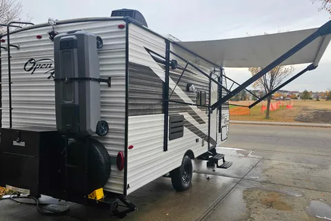 DK Open Range Travel Trailer