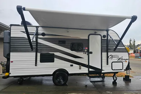 DK Open Range Travel Trailer