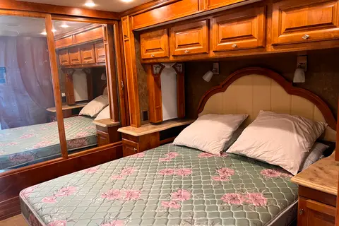 Tiffin Phaeton Luxury Motor Coach