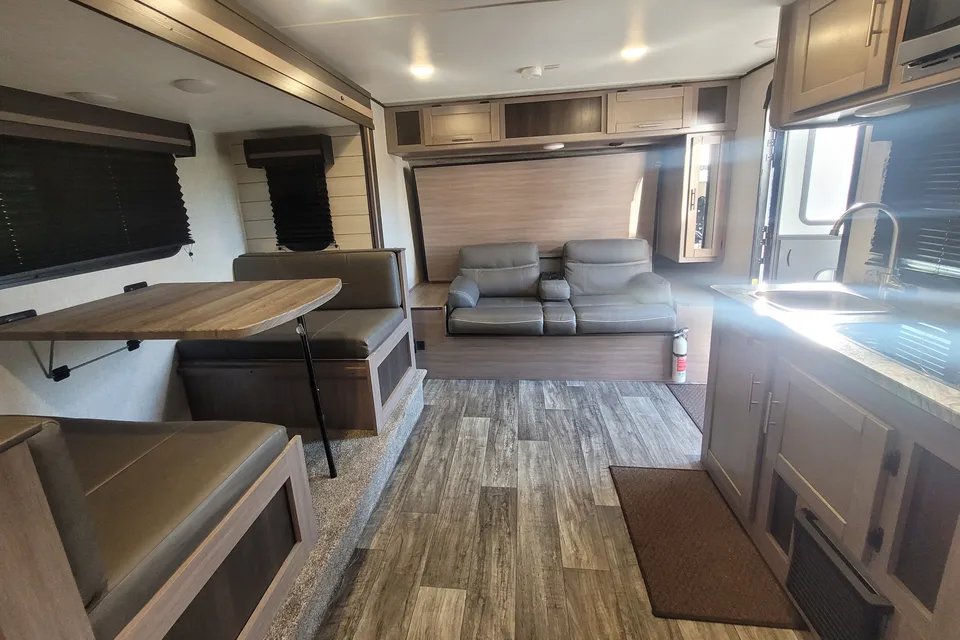 Meaghan's Sunset Trail Super Lite Travel Trailer