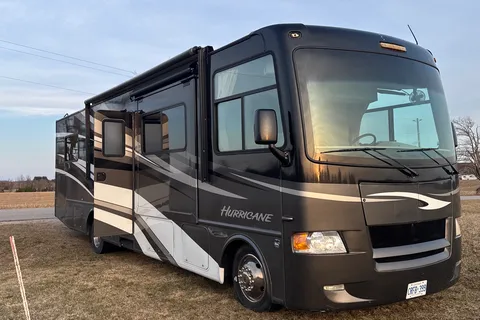 KAREN's Thor Motor Coach Hurricane Class A