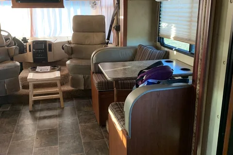 KAREN's Thor Motor Coach Hurricane Class A