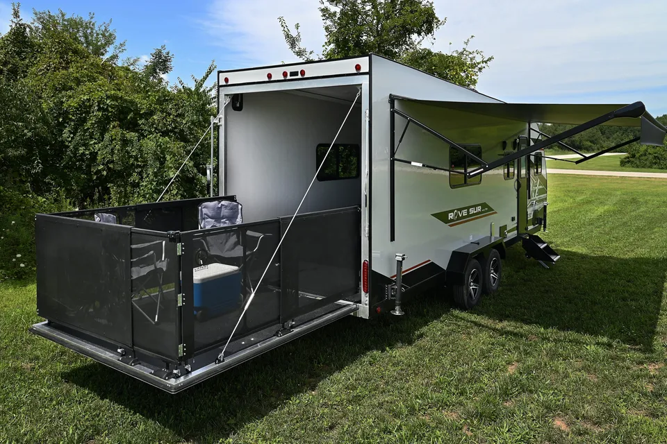Chuck's Travel Lite SUR Travel Trailer