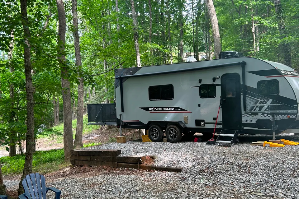 Chuck's Travel Lite SUR Travel Trailer