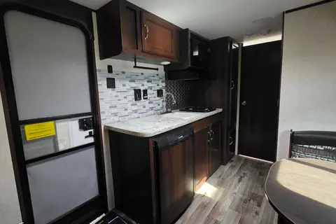 Fam Jam Jayco Jay flight SLX 174BH