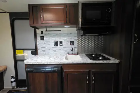Fam Jam Jayco Jay flight SLX 174BH