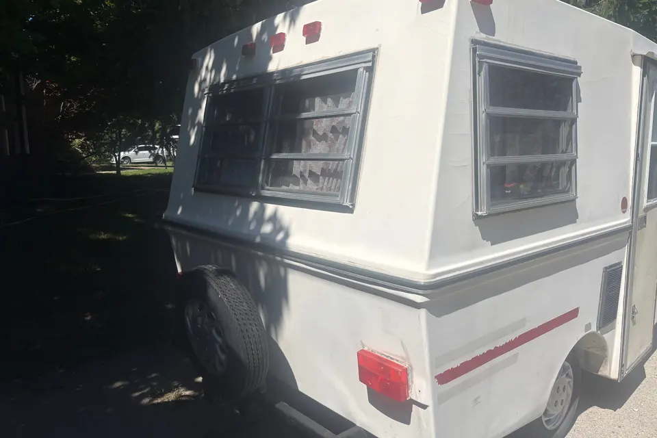 Richard's Ventura 400D Micro Trailer
