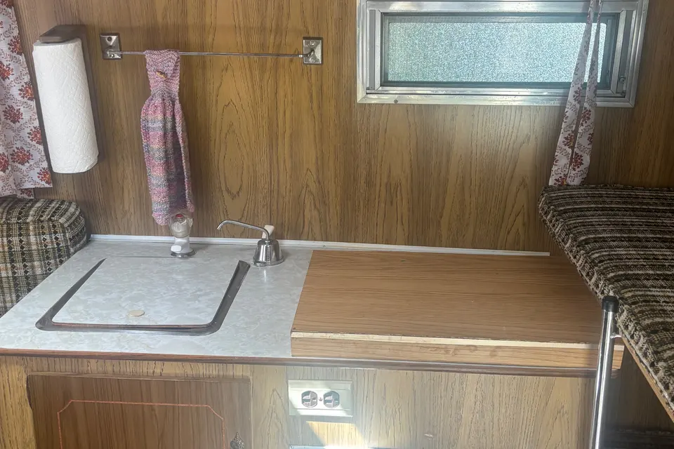 Richard's Ventura 400D Micro Trailer