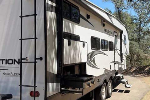 Grand Design Reflection 28BH Fifth Wheel (Delivery Only)