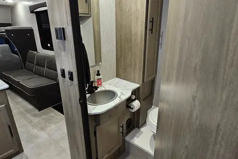 *ALL INCLUSIVE* 2022 Freelander 27QB