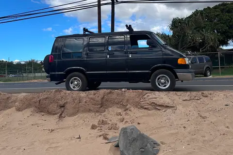 Good vibes Maui Camper Van