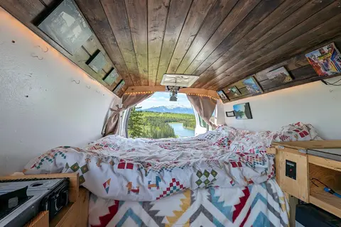 Ford E250 Campervan