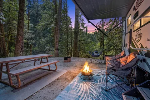 West Coast Express | Delivered to Tofino | 2022 Coleman Rubicon | Sleeps 5