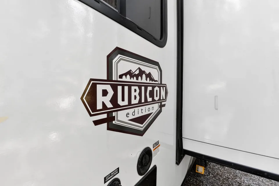 West Coast Express | Delivered to Tofino | 2022 Coleman Rubicon | Sleeps 5