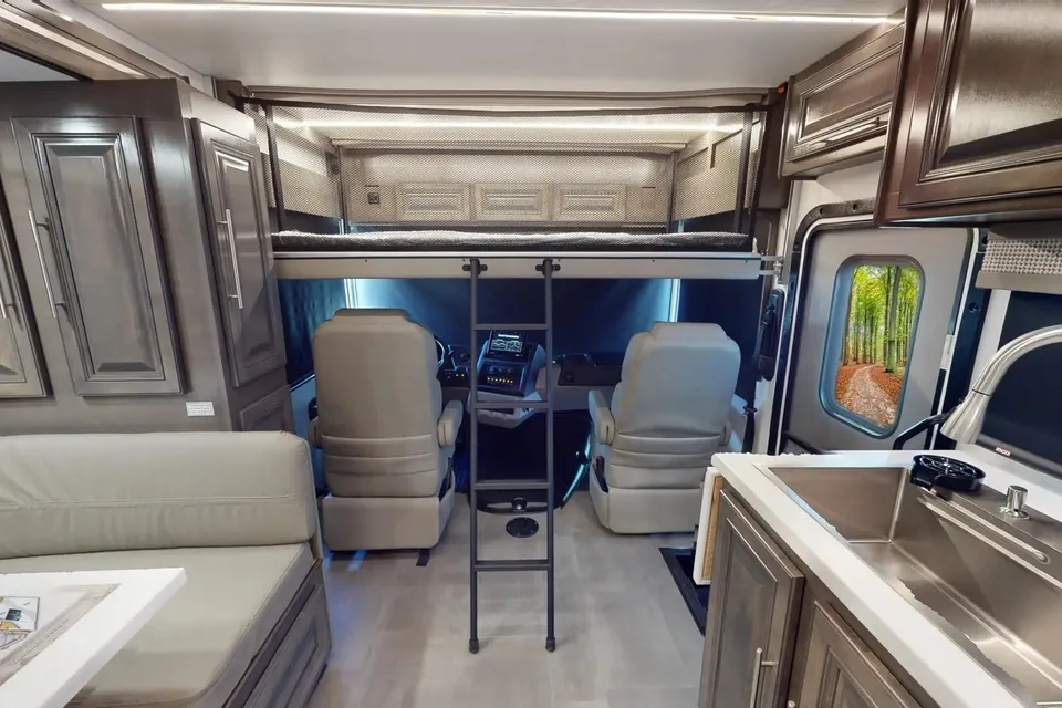Luxury 2022 Georgetown  GT7-Travel and Camp in style