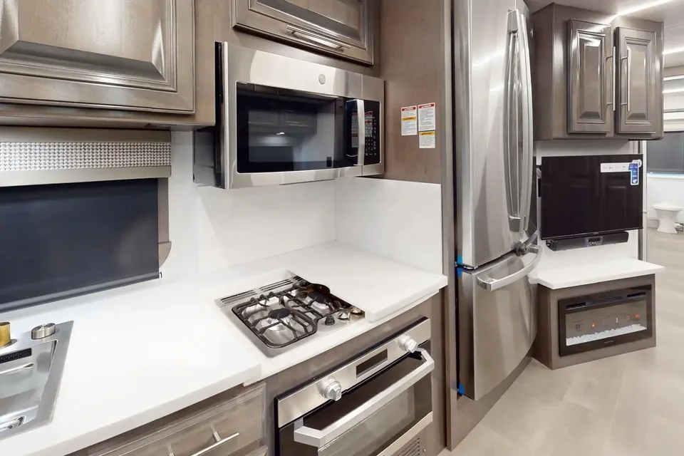 Luxury 2022 Georgetown  GT7-Travel and Camp in style