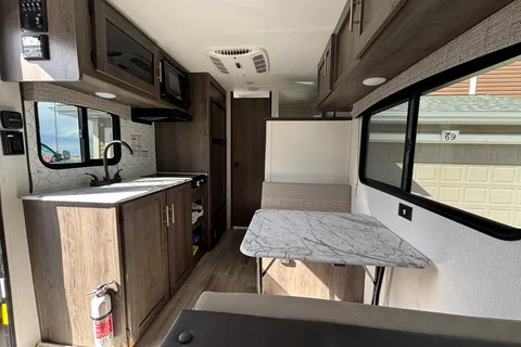 Family-Friendly Viking 17BH | Sleeps 5 | Pet Friendly | Delivery Available