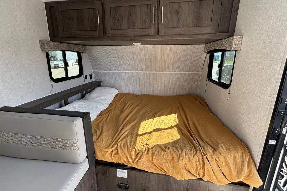 Family-Friendly Viking 17BH | Sleeps 5 | Pet Friendly | Delivery Available