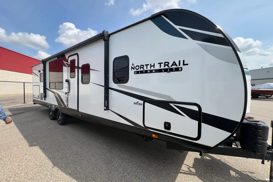 Ignition's Heartland 28RKDS North Trail Travel Trailer