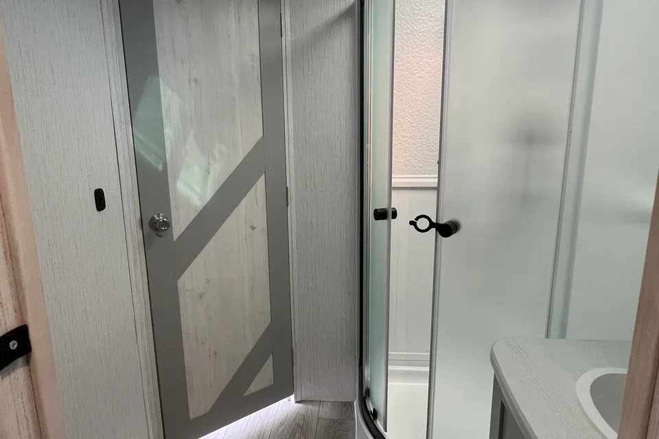 Ignition's Heartland 28RKDS North Trail Travel Trailer