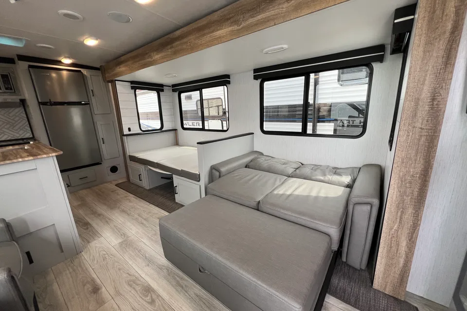 Ignition's Heartland 28RKDS North Trail Travel Trailer