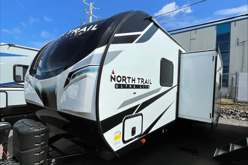 Heartland North Trail Ultra Lite 22CRBOM