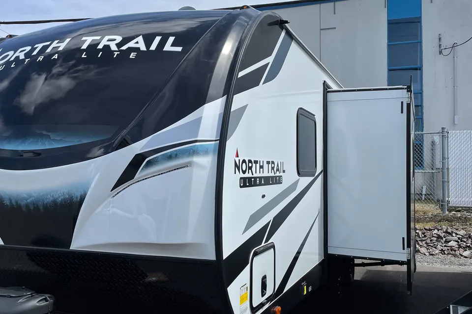 Heartland North Trail Ultra Lite 22CRBOM