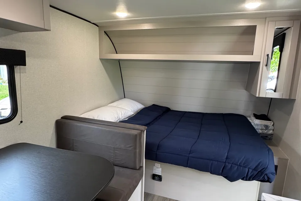 Sin Fronteras Jayco 17HB Travel Trailer(No Burning Man)