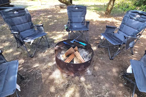 2018 Surveyor 247BH Dog Friendly + Bunkhouse + Island, Sleeps 8