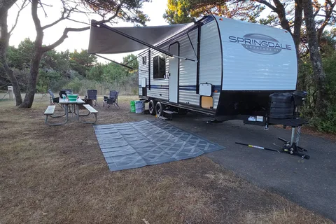 2018 Surveyor 247BH Dog Friendly + Bunkhouse + Island, Sleeps 8