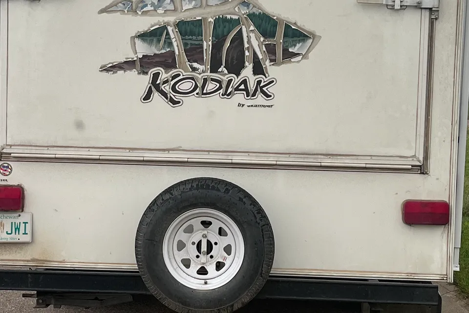 Raquel's Dutchmen Kodiak Hybrid